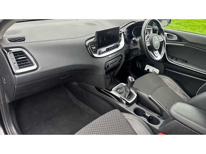 Kia Ceed 1.5T GDi ISG 3 5dr 