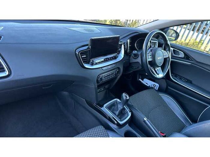 Kia Ceed 1.5T GDi ISG 3 5dr 