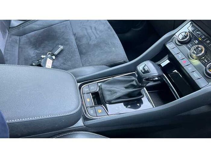 SKODA Karoq KAROQ 2.0 TDI SE L 4x4 5dr DSG 