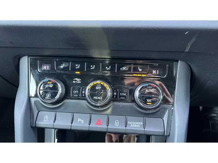 SKODA Karoq KAROQ 2.0 TDI SE L 4x4 5dr DSG 