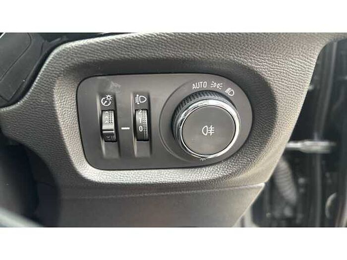 Vauxhall Corsa CORSA 1.2 SE Edition 5dr 