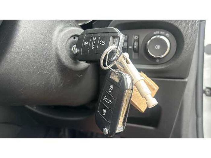 Vauxhall Corsa CORSA 1.2 SE Edition 5dr 