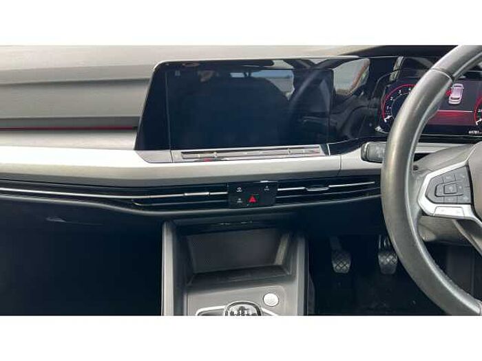 Volkswagen Golf 1.5 TSI 150 Life 5dr 