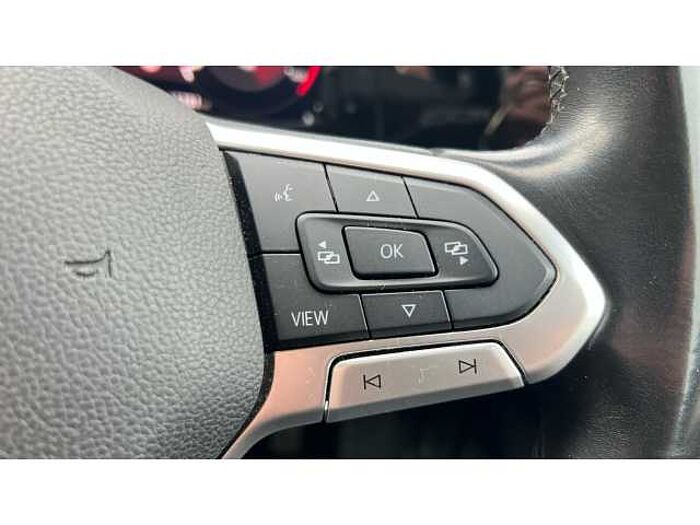 Volkswagen Golf 1.5 TSI 150 Life 5dr 