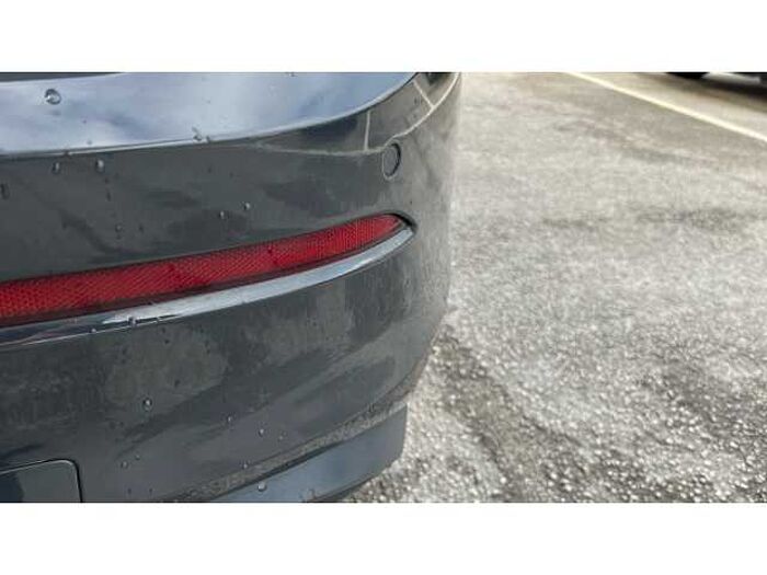 Volkswagen Golf 1.5 TSI 150 Life 5dr 