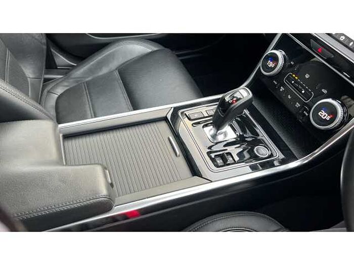 Jaguar XE 2.0d S 4dr Auto 