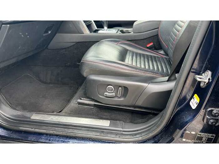 Land Rover Discovery Sport DISCOVERY SPORT 2.0 D200 R-Dynamic SE 5dr Auto 
