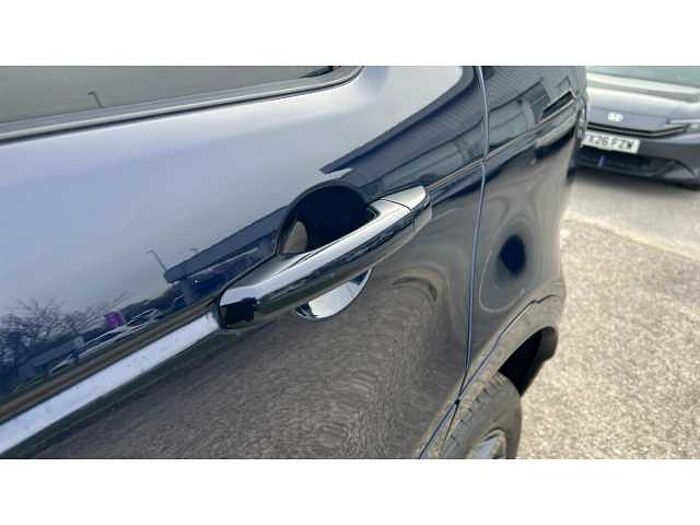 Land Rover Discovery Sport DISCOVERY SPORT 2.0 D200 R-Dynamic SE 5dr Auto 