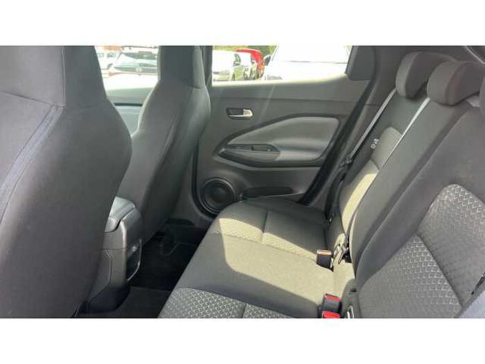 Nissan Juke JUKE 1.0 DiG-T 114 N-Connecta 5dr DCT 