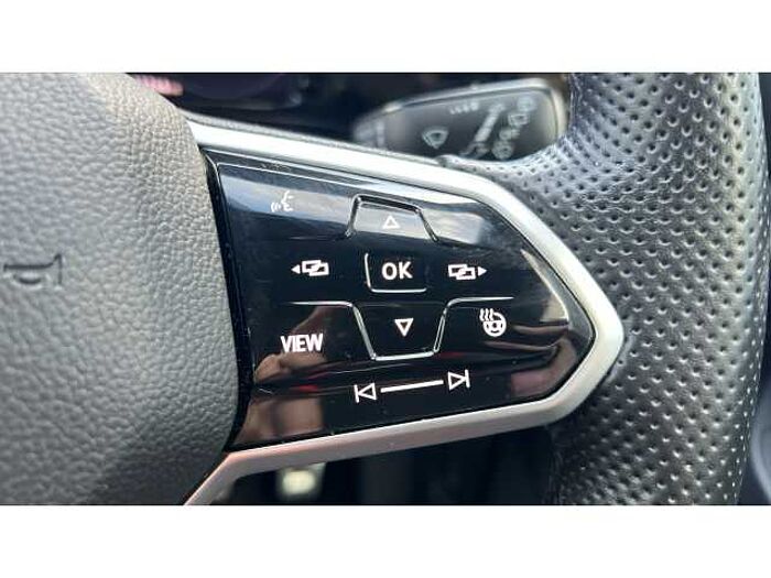 Volkswagen Golf GOLF 1.5 TSI 150 R-Line 5dr 