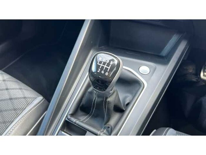 Volkswagen Golf GOLF 1.5 TSI 150 R-Line 5dr 