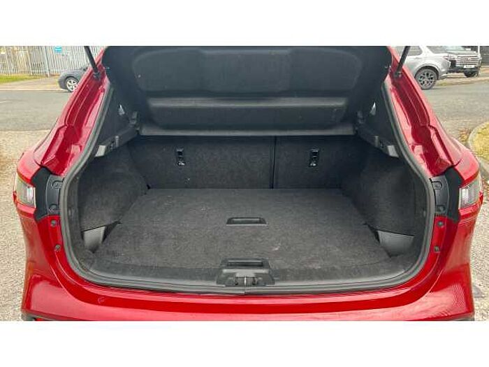 Nissan Qashqai QASHQAI 1.3 DiG-T Acenta Premium 5dr 