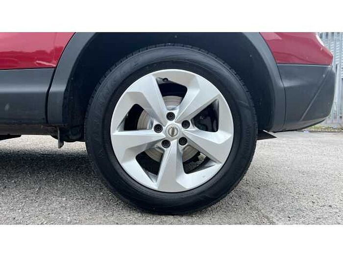 Nissan Qashqai QASHQAI 1.3 DiG-T Acenta Premium 5dr 