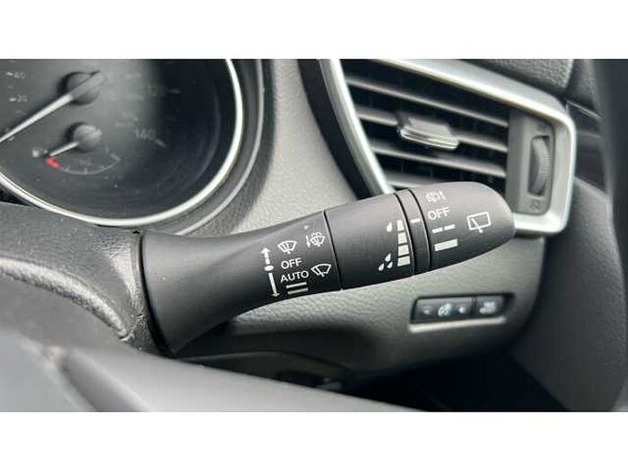 Nissan Qashqai QASHQAI 1.3 DiG-T Acenta Premium 5dr 