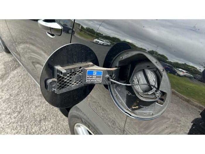 MG HS HS 1.5 T-GDI PHEV Exclusive 5dr Auto 