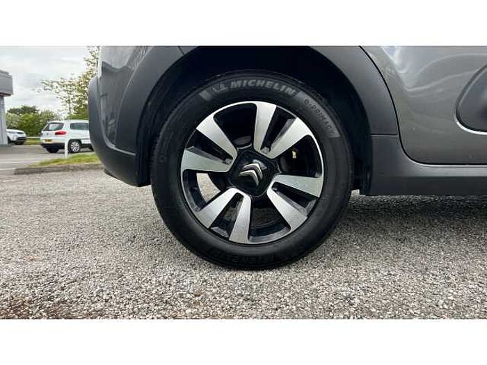 Citroen C3 C3 1.2 PureTech Plus 5dr 