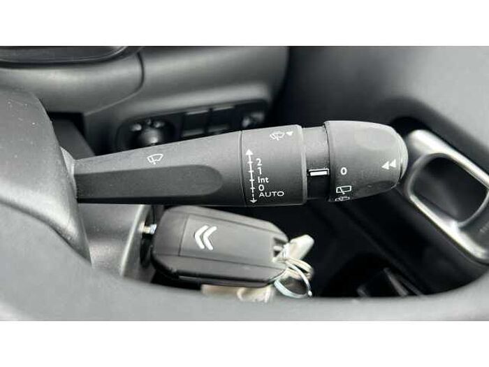 Citroen C3 C3 1.2 PureTech Plus 5dr 