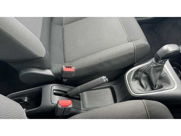 Citroen C3 C3 1.2 PureTech Plus 5dr 