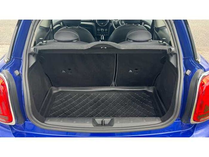 MINI Mini HATCHBACK 1.5 Cooper Classic II 3dr Auto 
