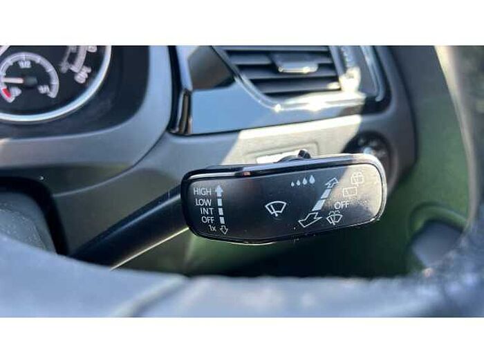 SKODA Rapid Spaceback RAPID SPACEBACK 1.0 TSI 110 SE Sport 5dr 