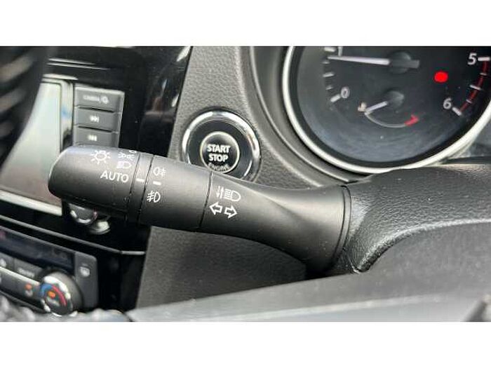 Nissan Qashqai QASHQAI 1.5 dCi 115 N-Connecta 5dr 