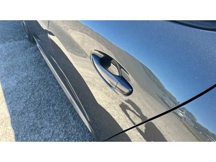 Peugeot 208 208 1.2 PureTech 100 Allure 5dr 
