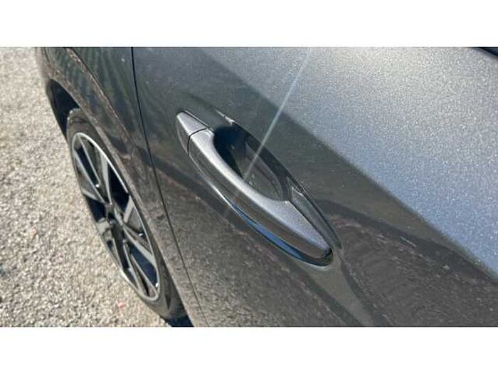 Peugeot 208 208 1.2 PureTech 100 Allure 5dr 