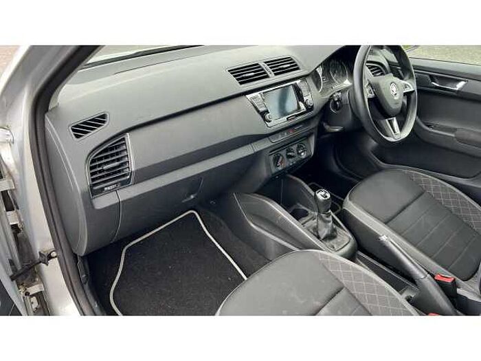 SKODA Fabia FABIA 1.0 MPI SE 5dr 