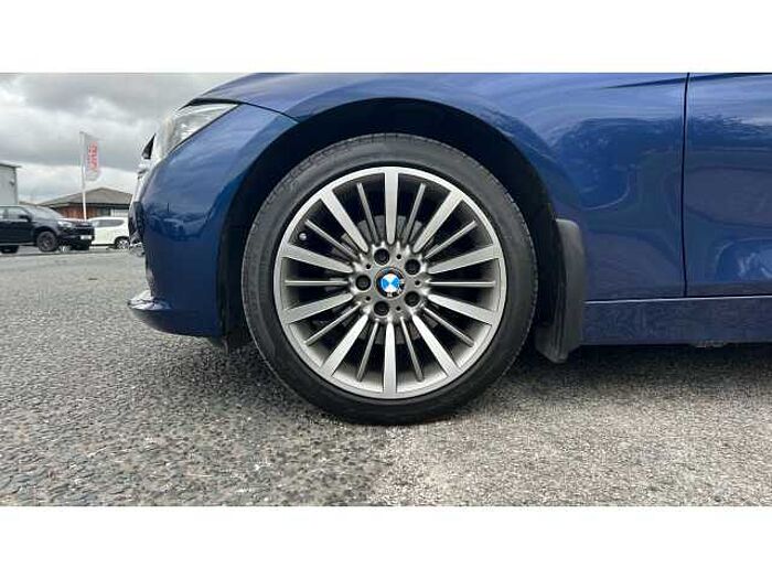 BMW 3 SERIES 320d Luxury 4dr Step Auto 