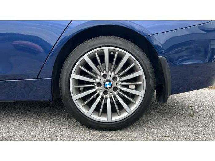BMW 3 SERIES 320d Luxury 4dr Step Auto 