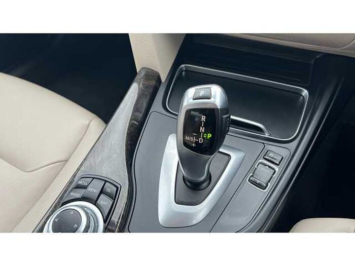 BMW 3 SERIES 320d Luxury 4dr Step Auto 