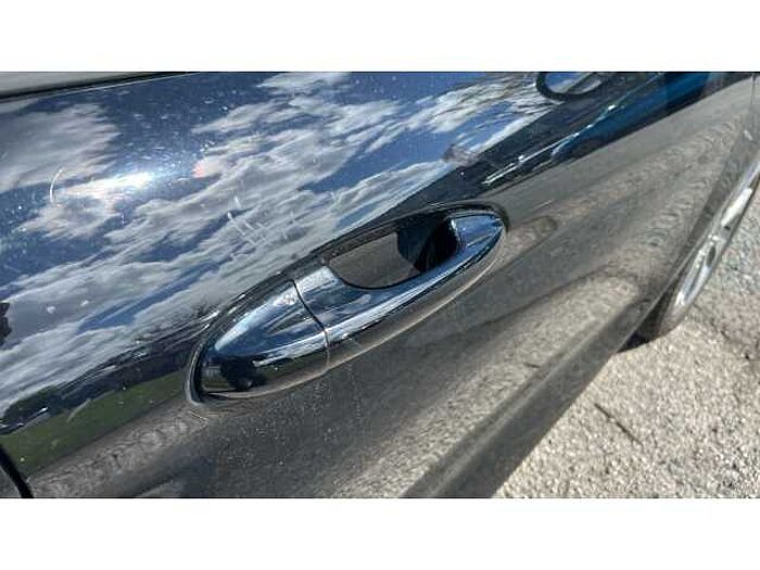 Ford Fiesta FIESTA 1.1 Zetec 5dr 