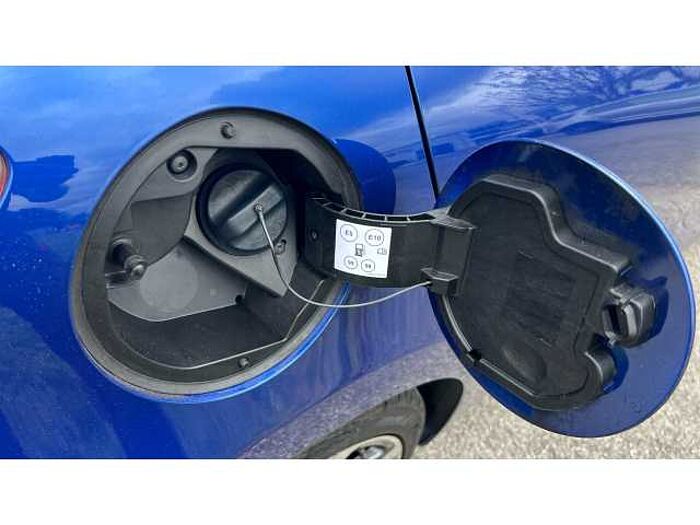 Renault Clio CLIO 1.6 E-TECH Hybrid 140 RS Line 5dr Auto 