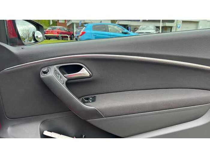 Volkswagen Polo POLO 1.2 TSI Match 3dr 