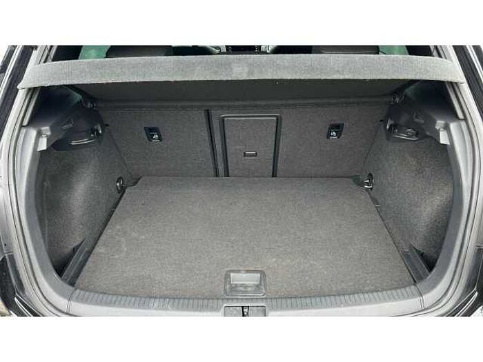 Volkswagen Golf GOLF 2.0 TSI 300 R 5dr 4MOTION DSG 