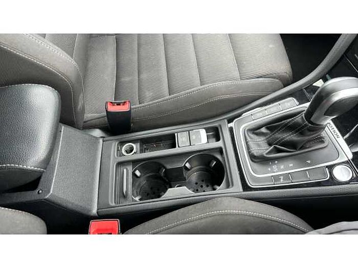 Volkswagen Golf GOLF 2.0 TSI 300 R 5dr 4MOTION DSG 