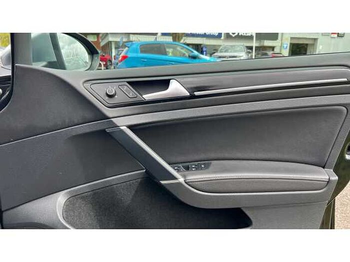 Volkswagen Golf GOLF 2.0 TSI 300 R 5dr 4MOTION DSG 