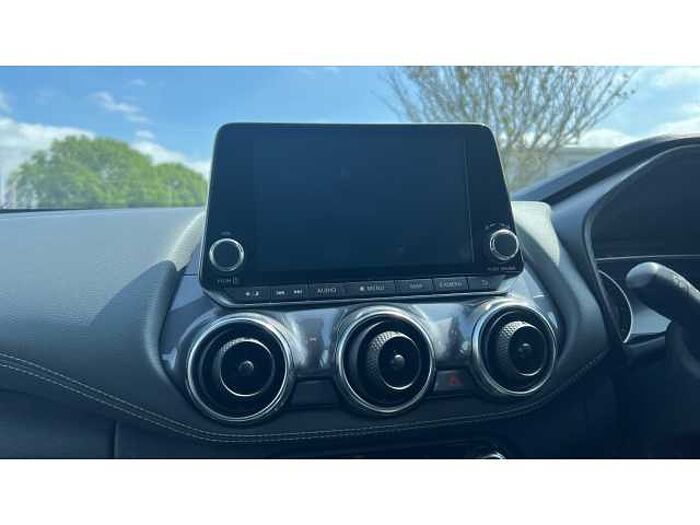Nissan Juke JUKE 1.0 DiG-T N-Connecta 5dr DCT 