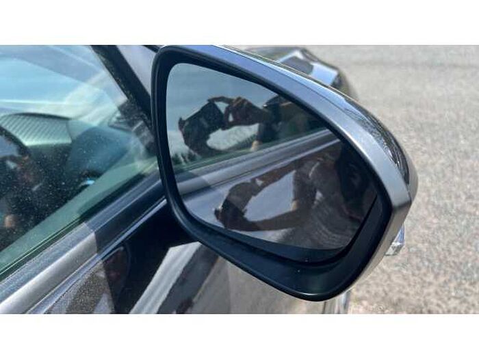Nissan Juke JUKE 1.0 DiG-T N-Connecta 5dr DCT 