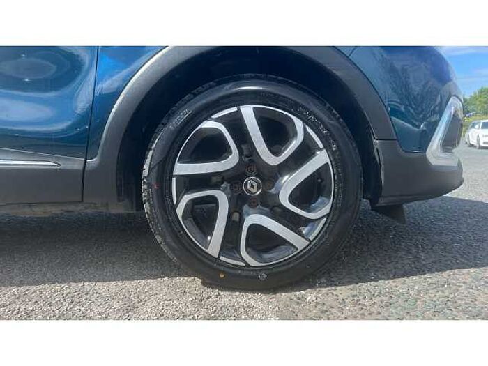 Renault Captur CAPTUR 0.9 TCE 90 Iconic 5dr 