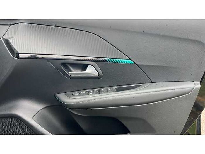Peugeot 208 208 1.2 PureTech 100 Allure Premium + 5dr 