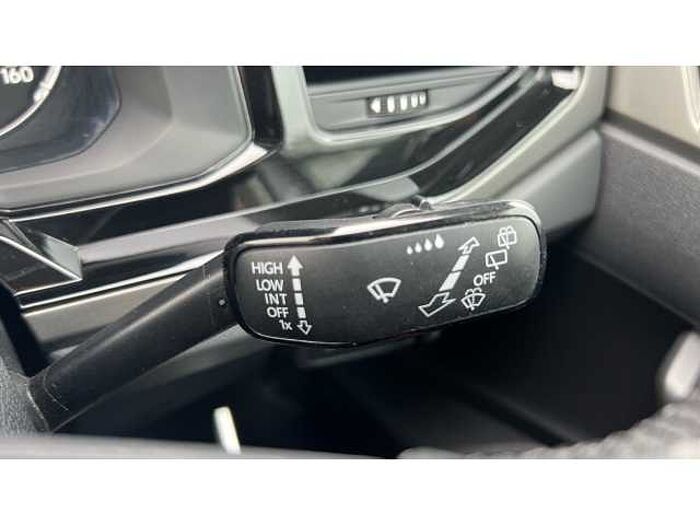 Volkswagen Polo POLO 1.0 TSI 95 SE Tech Edition 5dr 