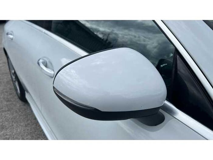 Mercedes-Benz CLA 180 CLA 180 AMG Line Premium Plus 4dr Tip Auto 
