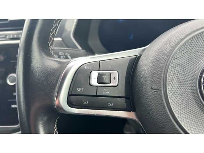 Volkswagen Tiguan TIGUAN 2.0 TDi 150 4Motion R-Line 5dr DSG 
