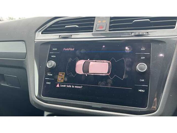 Volkswagen Tiguan TIGUAN 2.0 TDi 150 4Motion R-Line 5dr DSG 