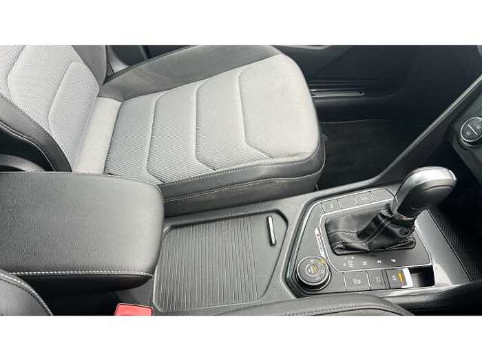 Volkswagen Tiguan TIGUAN 2.0 TDi 150 4Motion R-Line 5dr DSG 
