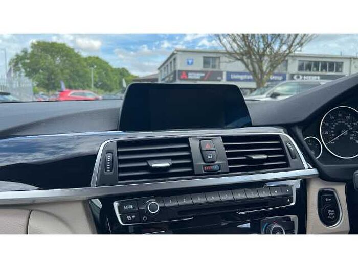 BMW 3 SERIES 320i Sport 4dr 