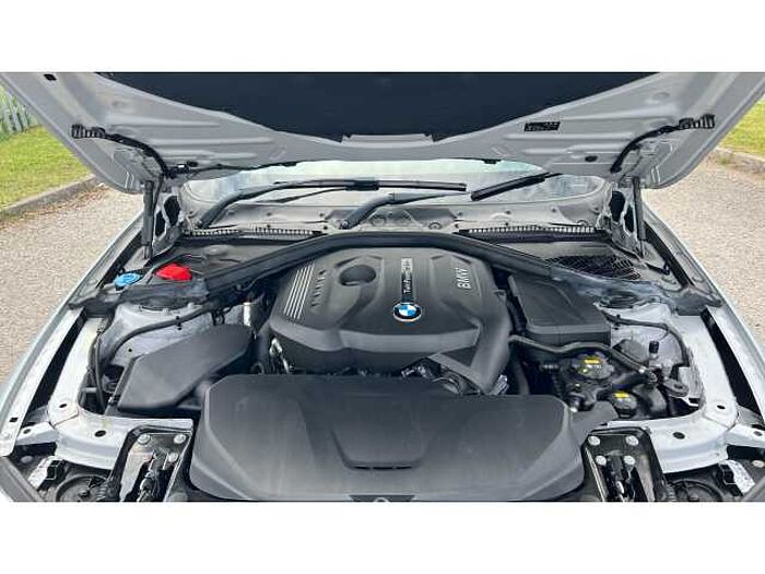 BMW 3 SERIES 320i Sport 4dr 