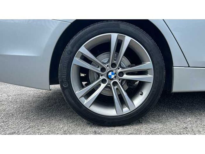 BMW 3 SERIES 320i Sport 4dr 