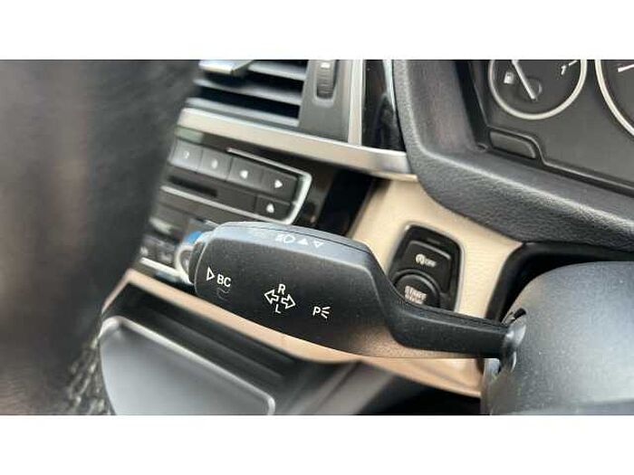 BMW 3 SERIES 320i Sport 4dr 
